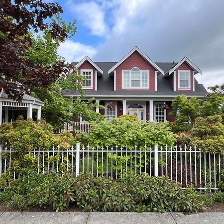 Mae Sweet Home Surrey Ngoại thất bức ảnh