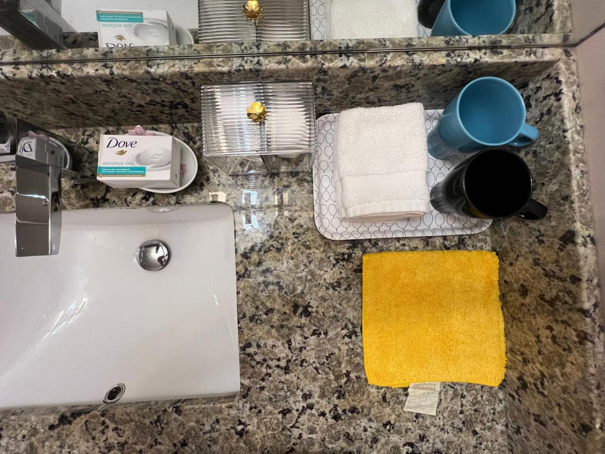 Mae Sweet Home Surrey Ngoại thất bức ảnh